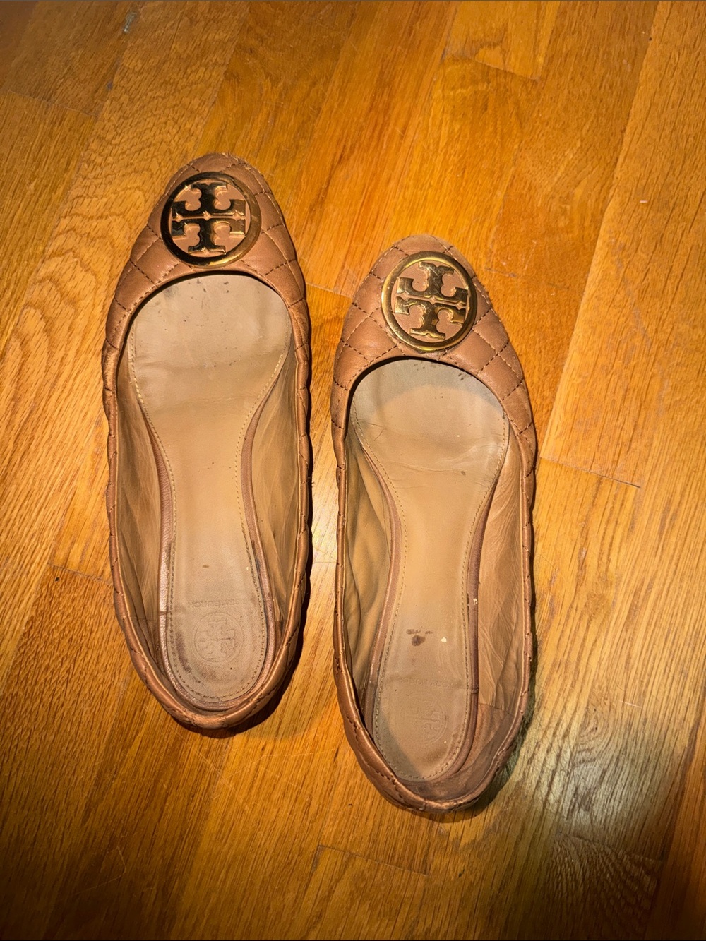 Tory Burch Quilted Tan Leather Logo Round-Toe Flats